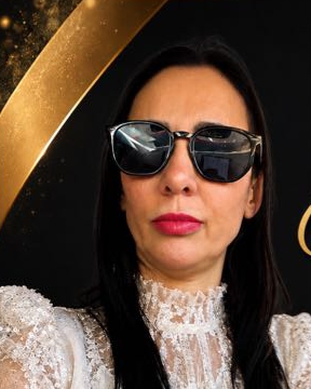Professora Cristiane Vieira